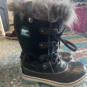 Sorel Winter Boots. Rubber bottoms.